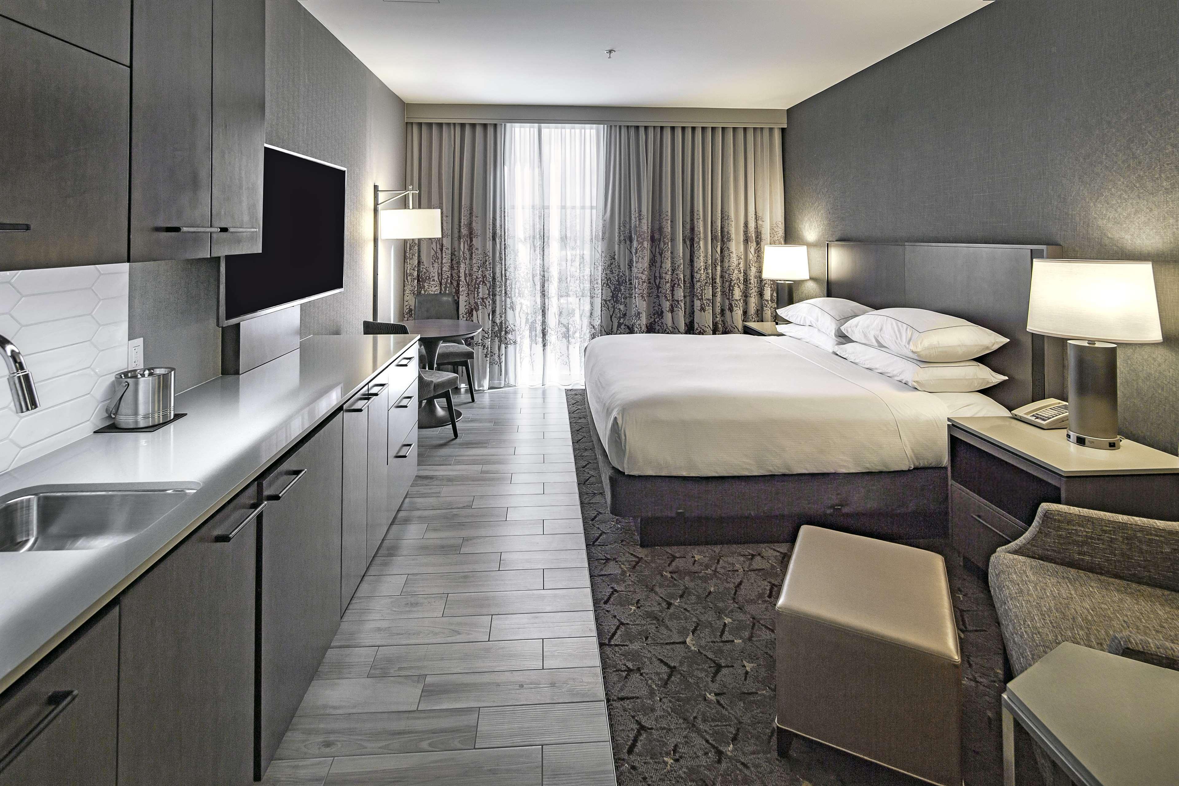 Hotel Doubletree By Hilton Modesto Exteriér fotografie