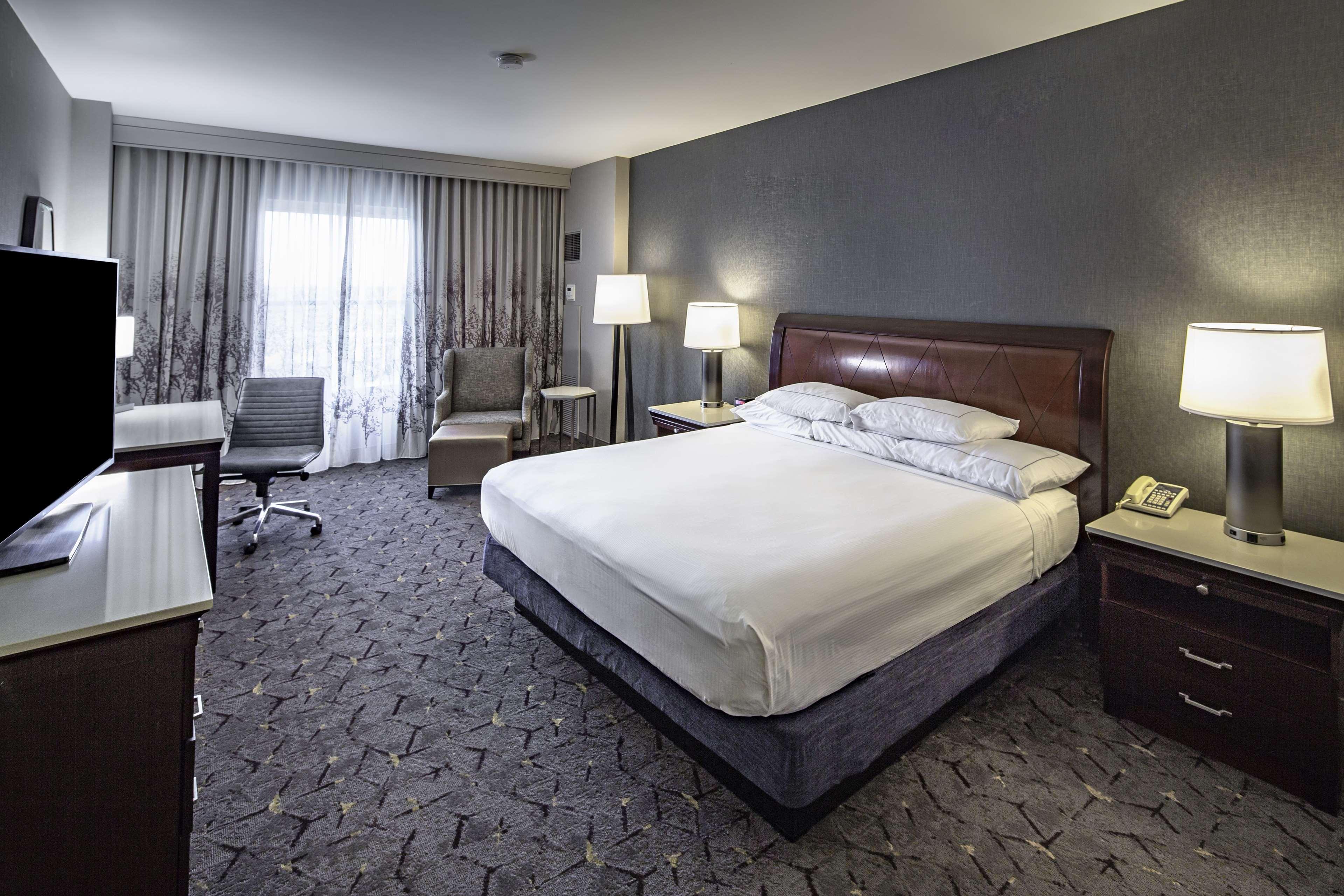 Hotel Doubletree By Hilton Modesto Exteriér fotografie