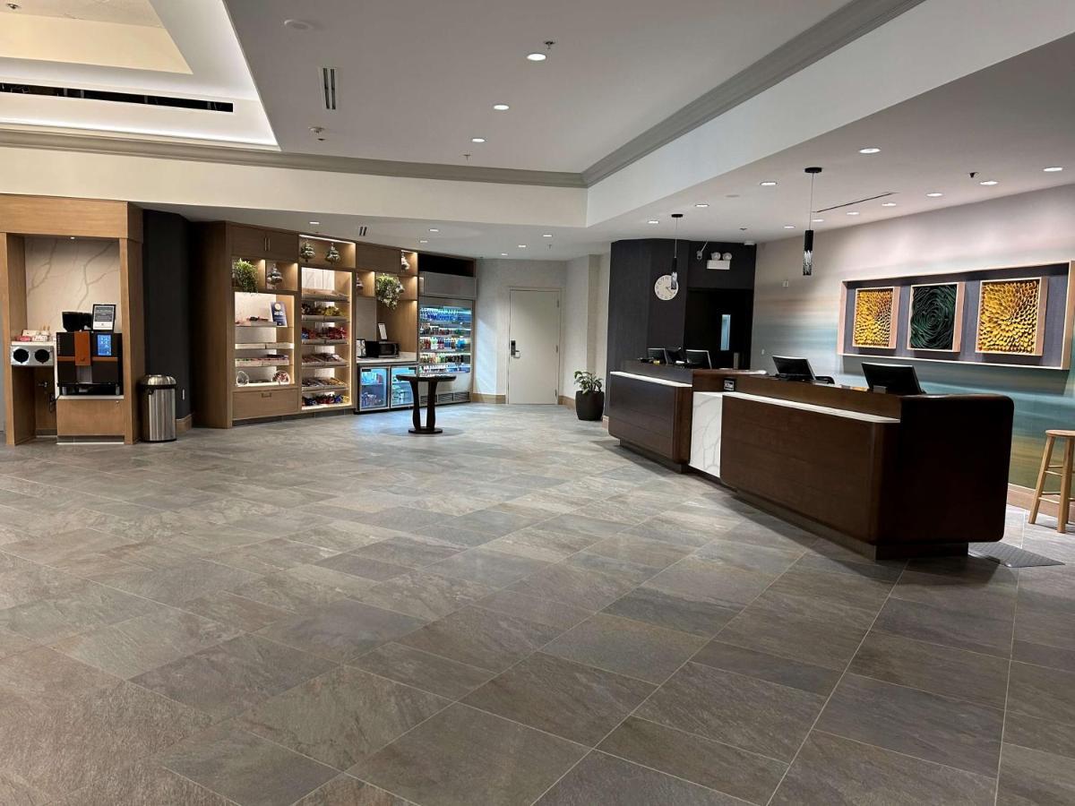 Hotel Doubletree By Hilton Modesto Exteriér fotografie