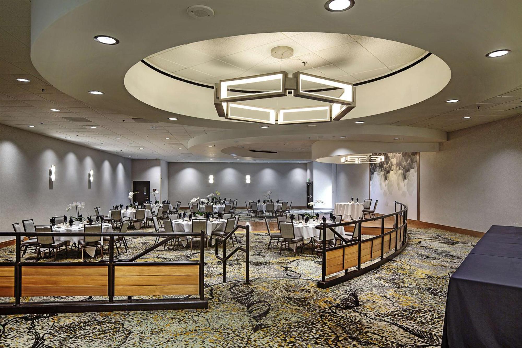 Hotel Doubletree By Hilton Modesto Exteriér fotografie